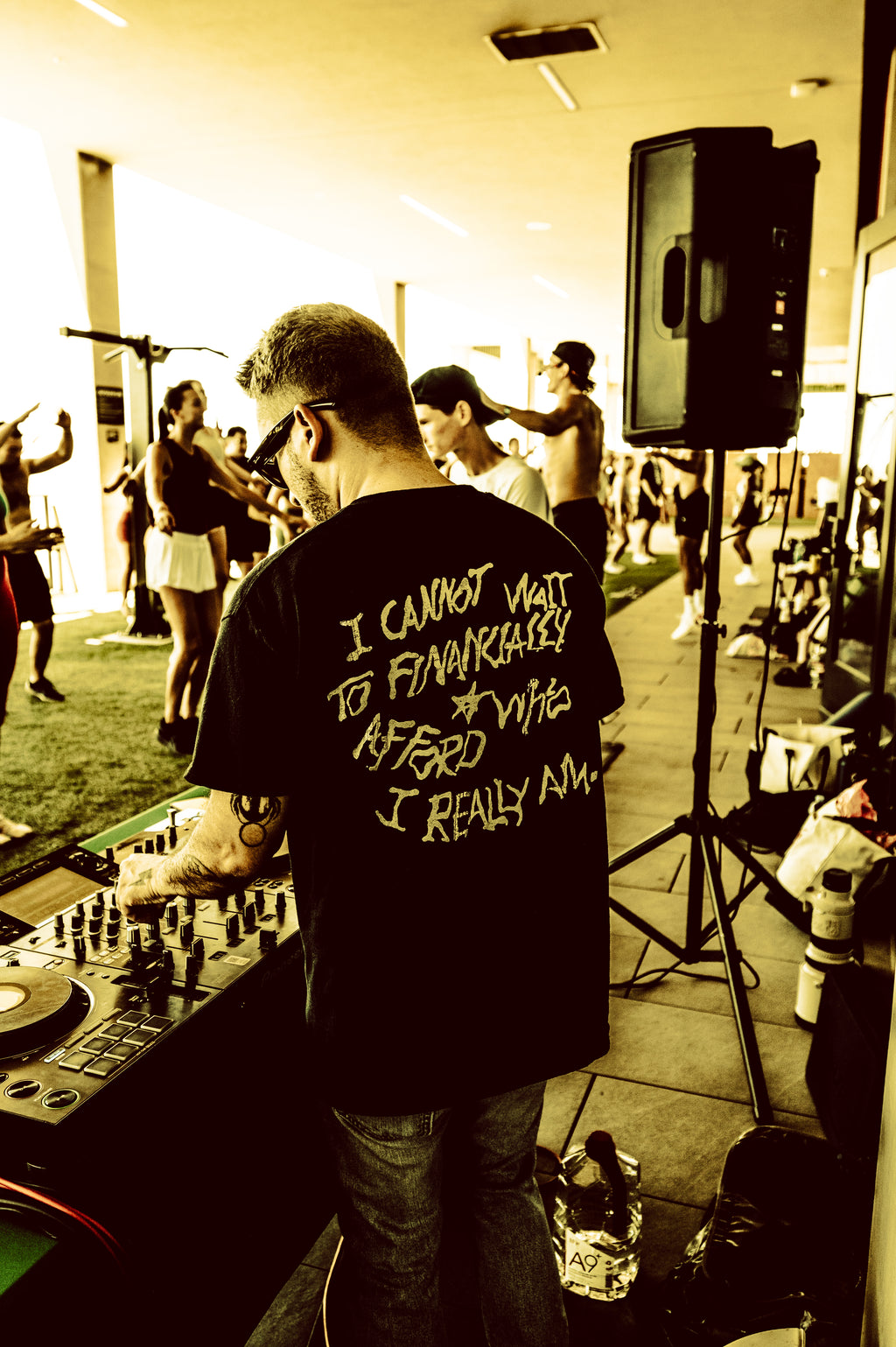 Retainer | Full DIVINI PR Team